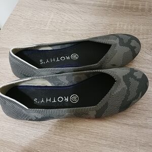 Rothy's Women's Gray Camouflage Flats